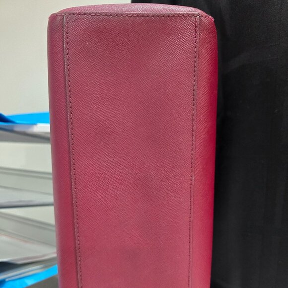 Tory Burch Burgundy Saffiano Leather Emerson Tote Bag w/Gold Tone Hardware - Picture 8 of 11